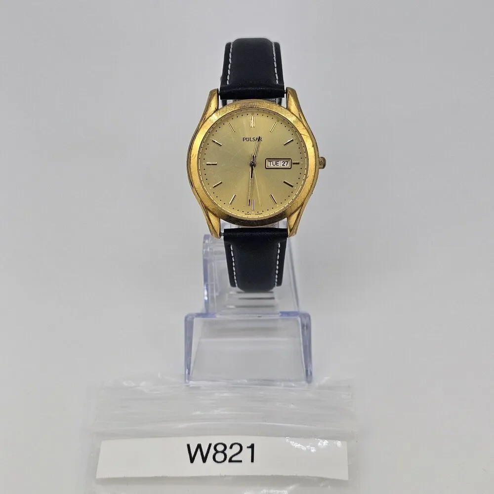 VTG Pulsar Men's Watch 37MM Gold Dial Day Date‎ New Black Leather Bands Battery
